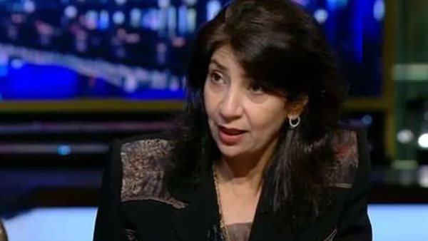 الدكتورة منى ناصر