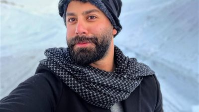 البلوجر عزيز العقاد يشارك باسم مصر في ملتقى كلام المدينة بالأردن 