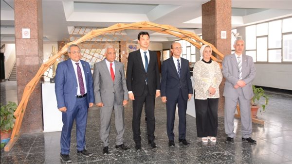 رئيس جامعة أسيوط