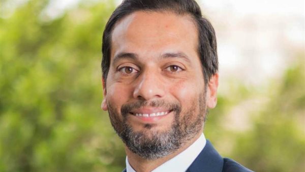 علاء العفيفي الرئيس