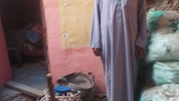 المتهم بالتنقيب على