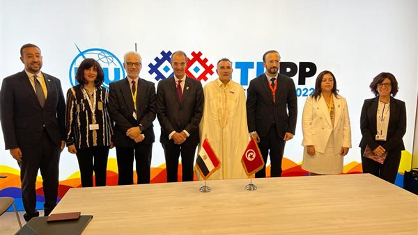 وزير الاتصالات وتكنولوجيا