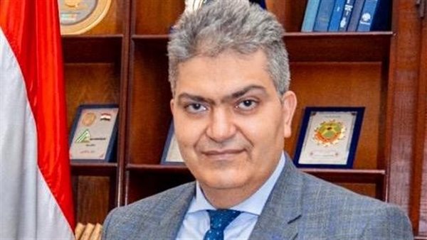 الدكتور أحمد غنيم