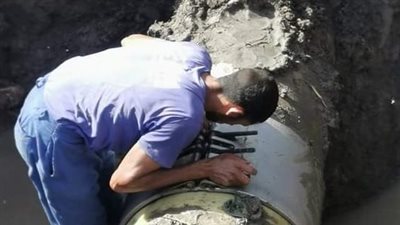 إصلاح كسر مفاجئ في أحد خطوط المياه بمركز ناصر في بني سويف 