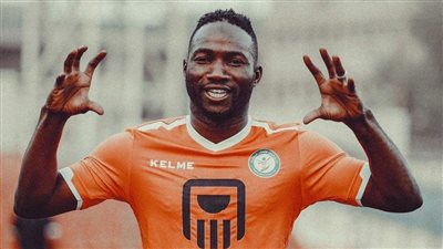 للمرة الأولى.. سيسيه يشارك في تدريبات البنك الأهلي | صور