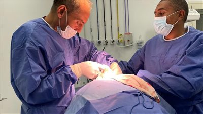 إجراء أول جراحة استئصال ورم بالغدة الدرقية بمستشفى إهناسيا التخصصي