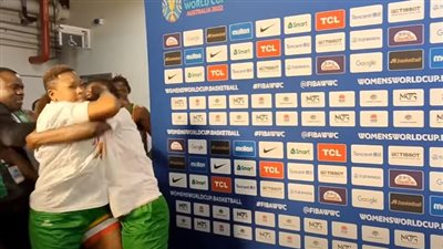 خناقة على الهواء.. عقوبات رادعة تنتظر لاعبات منتخب مالي لكرة السلة 