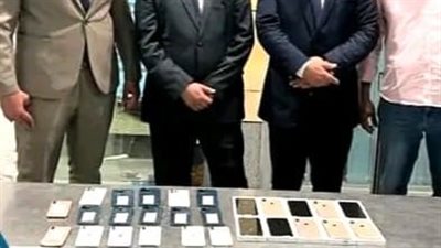 جمارك الإسكندرية تضبط محاولة تهريب عدد من الهواتف المحمولة