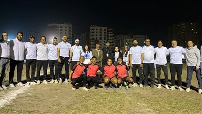 بسبب انتمائه الطائفي.. إغلاق نادي عيون مصر