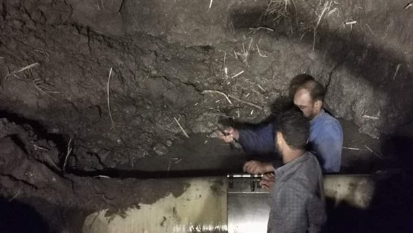 إصلاح خط مياه ـ ارشيفيه