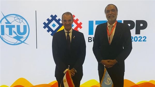 وزير الاتصالات 