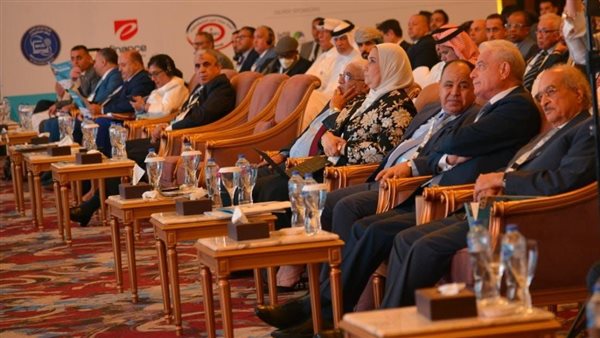 جانب من المؤتمر 