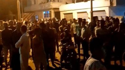 تشييع جثامين طلاب كلية الطب الـ 4 ضحايا حادث غرق سيارة في ترعة بالشرقية | بث مباشر 