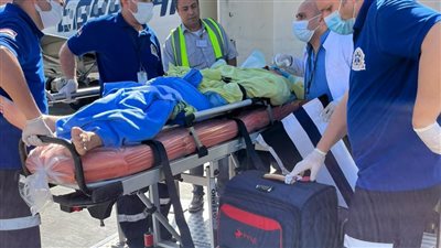 بعد عودته لمصر.. سفير مصر في كينيا يوضح جهود المسئولين مع المصري المصاب بالتيفود بموزمبيق