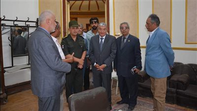 محافظ المنيا يتابع أعمال الصيانة والترميم بالمدارس استعدادًا للعام الدراسي الجديد