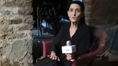 مسنة تستغيث من ظهور مياه الصرف الصحي داخل منزلها بالمنيا: نفسي أعيش في مكان ناشف | بث مباشر 