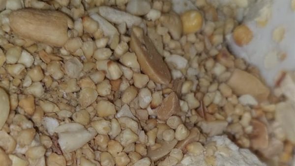 ضبط 5 طن حلوى المولد