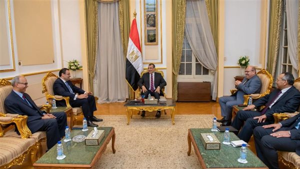 اجتماع وزير الإنتاج