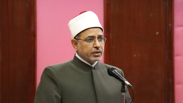 الدكتور سلامة داود