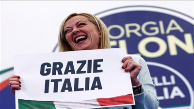 رئيسة وزراء إيطاليا المرتقبة.. معادية للمهاجرين ومعجبة بموسوليني وضد المثليين