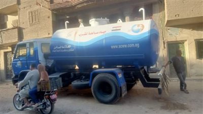 قطع المياه عن مدينة طما بسوهاج بسبب كسر الخط الرئيسي.. والأهالي: مش عارفين ندخل الحمّام | صور