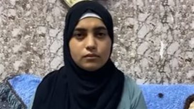 أمي مش بتقدر تضرب حد أصلا.. أول تعليق لشقيقة ملك صاحبة واقعة المقطم | فيديو