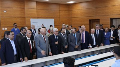 في أول أيام العام الدراسي الجديد.. وزير التعليم العالي يتفقد انتظام الدراسة بجامعة بنها الأهلية