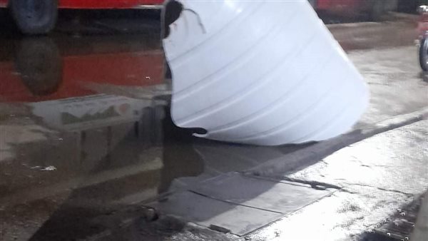 انفجار خزان مياه