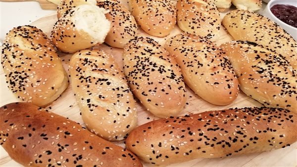 طريقة عمل العيش الفينو في المنزل