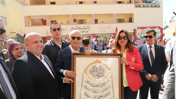 جولة وزير التعليم