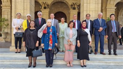 رئيس الوفد يناقش الأجندة التشريعية للهيئة البرلمانية للحزب بمجلس النواب 