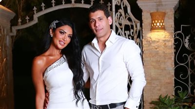 سالي عبد السلام تحتفل بزفافها بأحد الفنادق النيلية