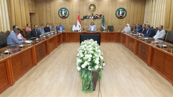 اجتماع محافظ المنوفية