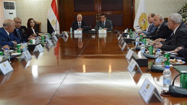 وزير التنمية المحلية