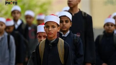 العمامة والجلباب يزينان معاهد الأزهر في ثاني أيام الدراسة | بث مباشر