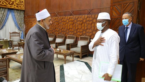 شيخ الأزهر يستقبل