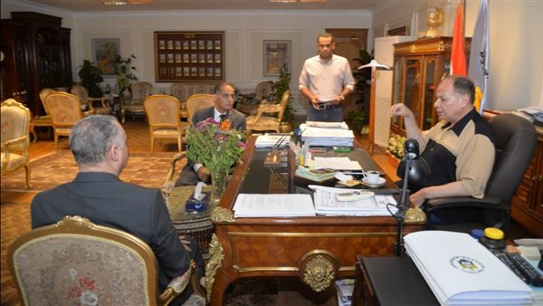 محافظ أسيوط 