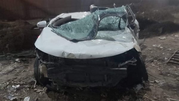 حادث سقوط سيارة من