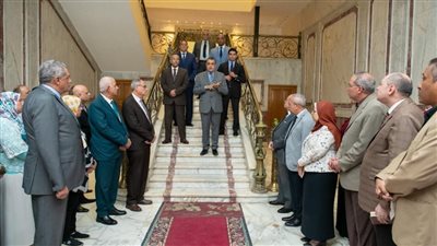 وزير الدولة للإنتاج الحربي يهنئ العاملين بقرب حلول ذكرى أكتوبر والمولد النبوى الشريف