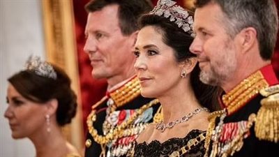 أميرة دنماركية تتعرض للتنمر بعد قرار جدتها الملكة.. تعرف على القصة