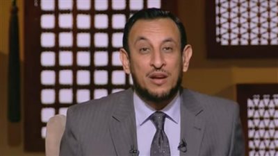 رمضان عبد المعز يدعو لتبسيط الإيمان للأبناء: الحياة الطيبة هي سكينة الروح لا وفرة المال