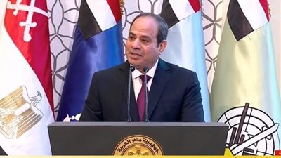 السيسي: قوى الشر تبث سمومها في شرايين الوطن بنشر الشائعات.. ونسعى لتغيير حياة الناس للأفضل
