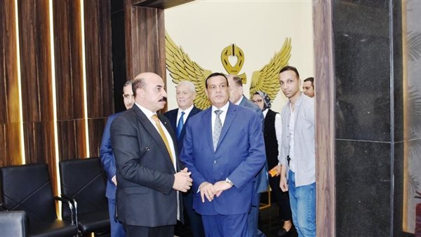 اللواء هشام آمنة