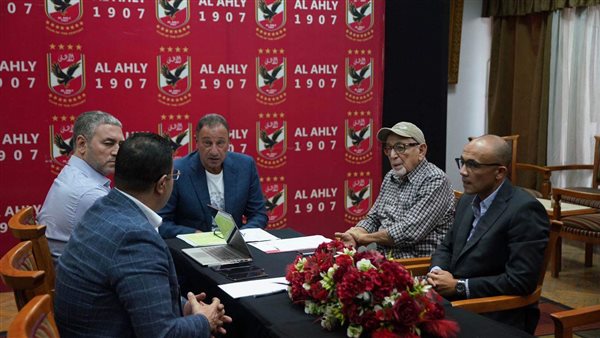 محمود الخطيب اثناء