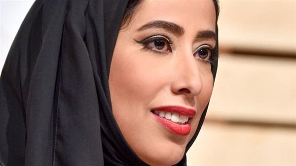  منى المري رئيسة