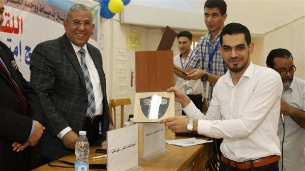 طب بنين الأزهر بدمياط