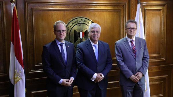 وزير التعليم العالي