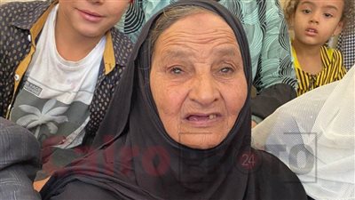 بث مباشر | بعد فقدان لمدة 45 عامًا.. أهالي الأقصر يستقبلون الحاجة رضا بالزغاريد: فرحتي النهارده فرحة عيد