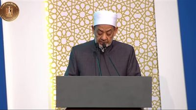 شيخ الأزهر: الرئيس السيسي لا يكل ولا يمل من بذل الجهود لرفعة مصر والمصريين