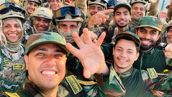 مصريون بالخارج 